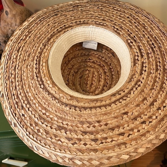 Liz Claiborne straw hat - Picture 7 of 10